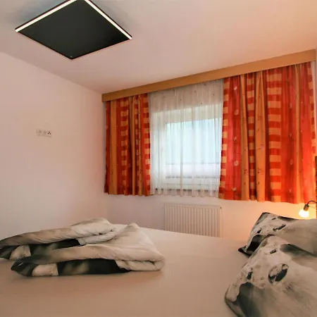 Franz By Interhome